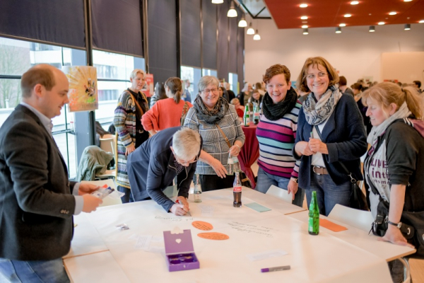 Stiftungstag 2020: Gemeinschaft leben, damit Leben gelingen kann - Aktuelles | Brücken-Stiftung - Katholisches Waisenhaus Emmerich